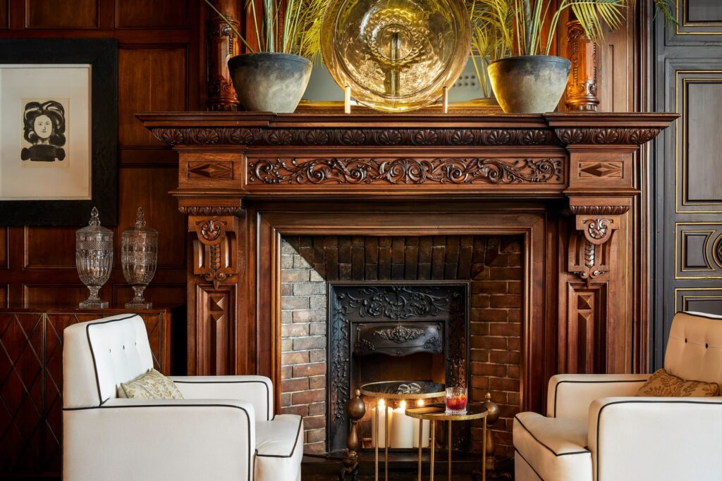 Cozy and elegant interior of Batuar Restaurant & Bar