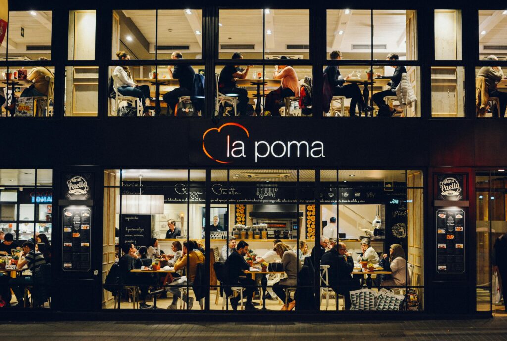 La poma bar, one of the many beautiful places that you can find when moving to Barcelona