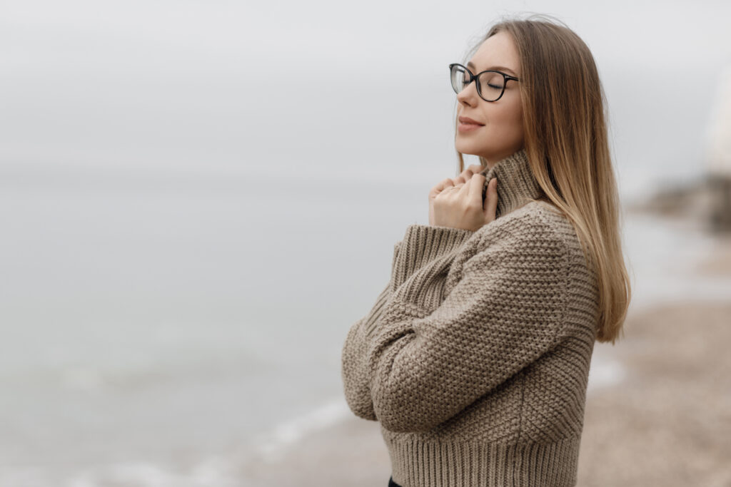 Woman thinking about moving to Barcelona